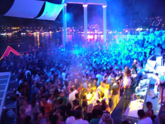 istanbul discotheque